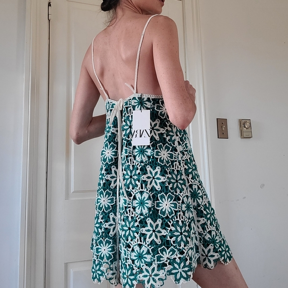 ZARA - Crochet dress - Picture 3 of 7